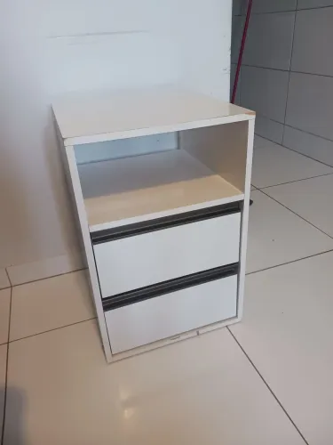 Criado mudo