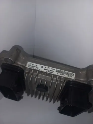 Módulo Injeção Idea 1.8 16v Etorq Flex Iaw7gfac 51910773