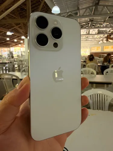 iPhone 16 Pro 256GB Branco - Excelente Estado