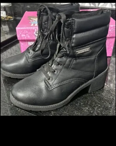 Bota feminina