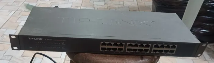 Switch de rede de 24 portas TP-Link TL-SF1024
