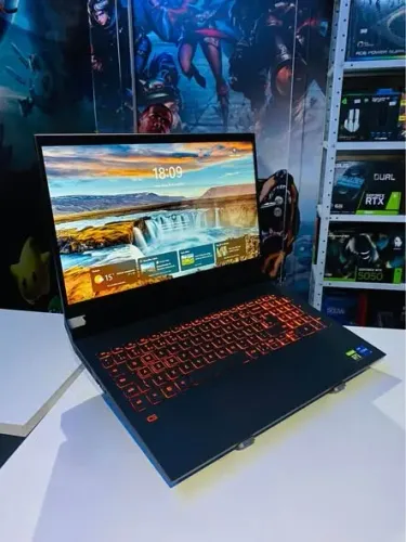 Notebook Gamer DDR5 Modelo Dell G15