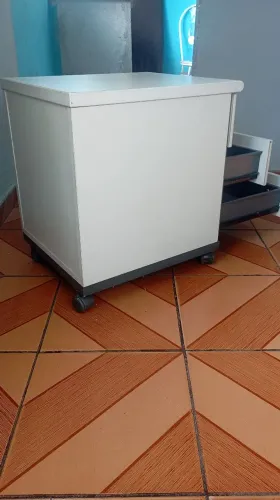 Gaveteiro de rodinha para escritório