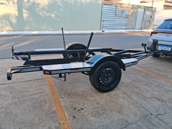 Carretinha para Jet-ski - Ano 2024 - R$ 8.900,00