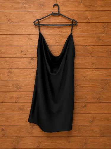 Vestido Curto Slip Dress Preto