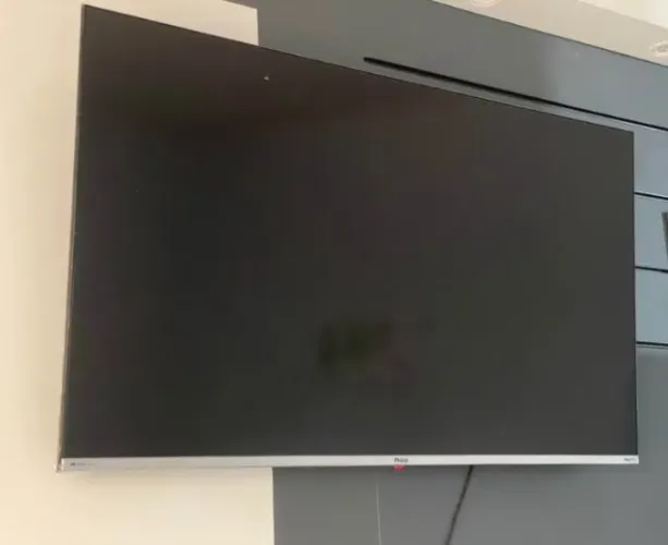 Smart TV 50? Philco Roku TV LED Dolby Audio