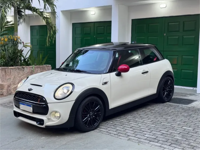Mini Cooper S 2.0 Turbo 16V 3P Aut. 2015