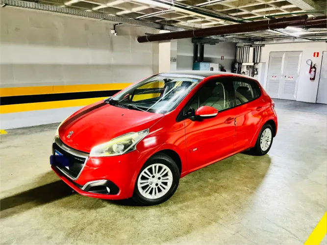 Peugeot 208 Allure 1.2 Flex 12V 5P Mec. 2017