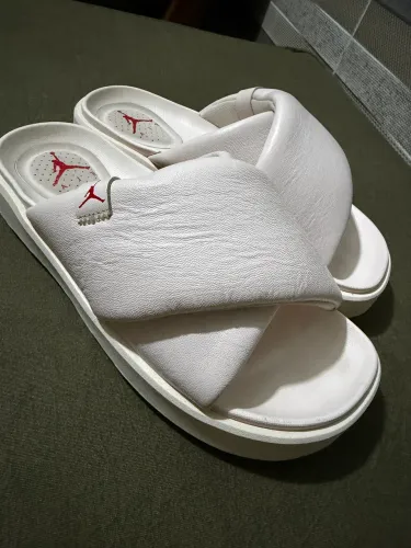 Chinelo Sophia Jordan original
