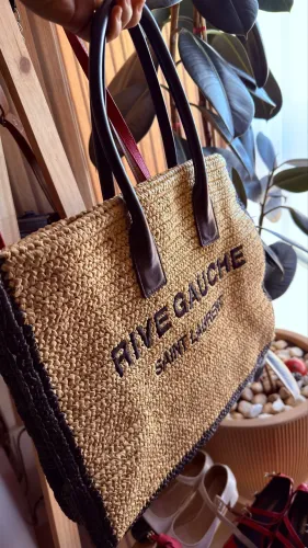 Bolsa Tote de palha em Ráfia e couro
