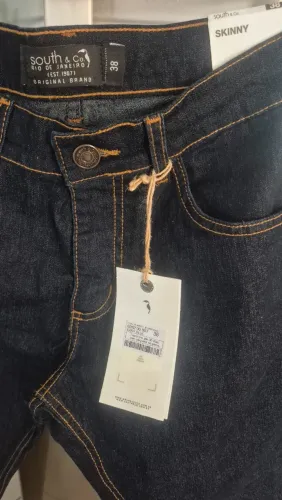Calça jeans masculina, modelo Skinny, tamanho 38, da marca South & Co. NOVA, com etiqueta