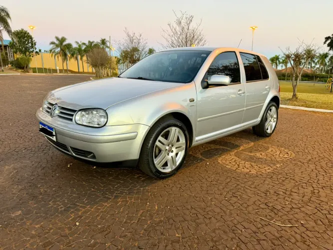 Volkswagen Golf 1.6 MI/ 1.6 MI Gener./black & Silver 2005
