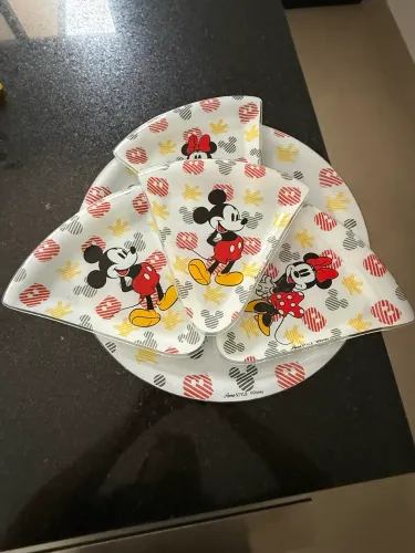 Pratos de pizza Disney