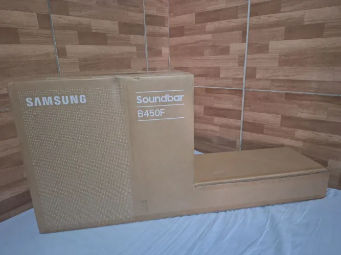 Soundbar HW-B450F Samsung