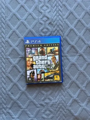 GTA 5 para Playstation 4 PS4 na caixa com seus manuais. Parcelo no Cartão.