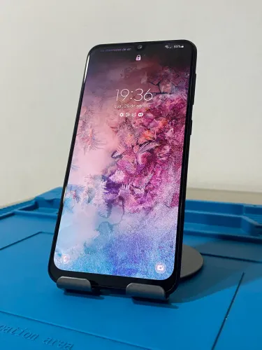 Samsung A30