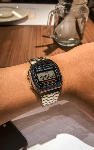 RELÓGIO CASIO COM 50% OFF ? OFERTA IMPERDÍVEL!