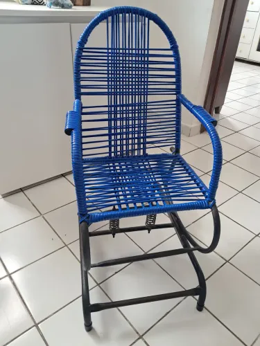 Cadeira de balanço INFANTIL
