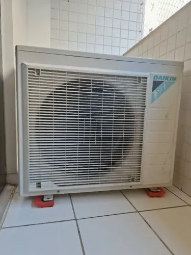 Ar Condicionado Daikin Split Inverter Quente/Frio - 18.000 Btus