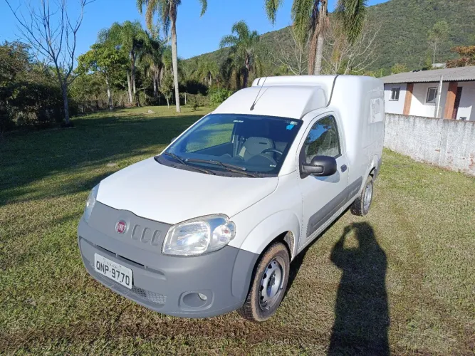 Fiat Fiorino Furgão Work. Hard 1.4 Flex 8V 2P 2018