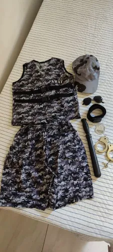 Vendo fantasia completa de policial 10/12 anos!