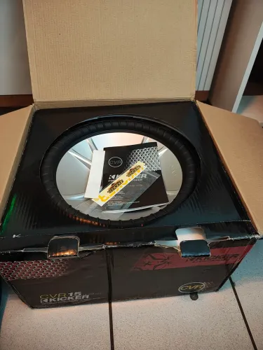 Subwoofer MTX 15 novo na caixa 1200watts