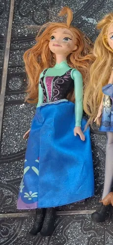 Bonecas Ana da frozen