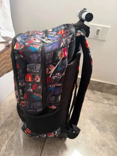 Mochila de rodinha com lancheira