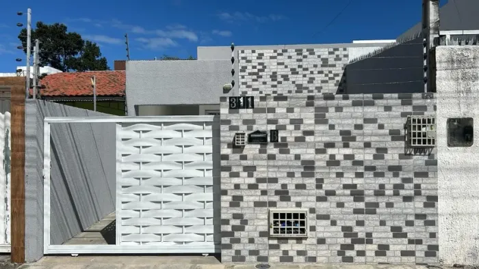 ALUGO ótima casa em Mangabeira VIII