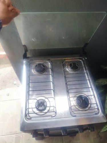 Vende-se fogão 4 bocas