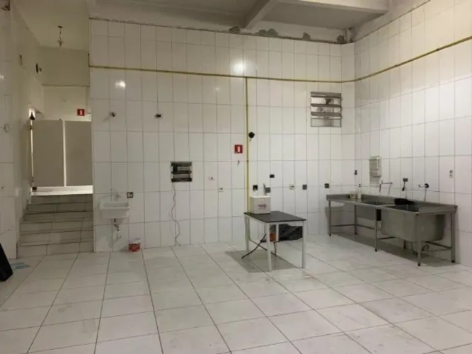 PONTO COMERCIAL/SALÃO PARA LOCAÇÃO NO BUTANTA PONTO COMERCIAL/SALÃO PARA LOCAÇÃO NO BUTANT