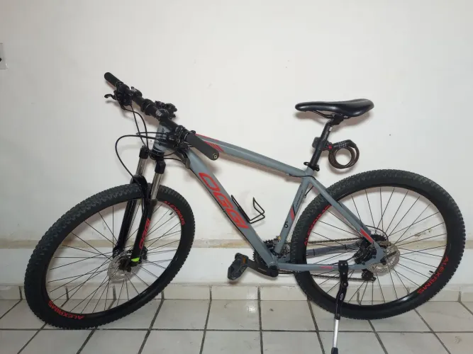 Bike Oggi Hacker HDS Aro 29 - Freio Hidráulico / Grupo Shimano