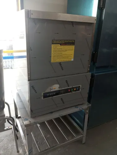NZ. Lavadora de louças industrial NETTER 