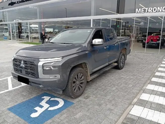 Mitsubishi TRITON HPE 2.4 CD 4X4 TB Diesel Aut. 2026