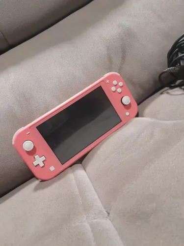 NINTENDO SWICH LITE DESBLOQUEADO 