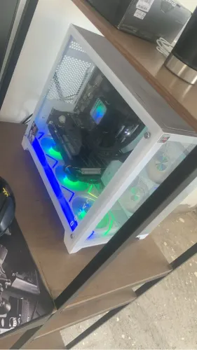 Pc gamer / troco em iPhone