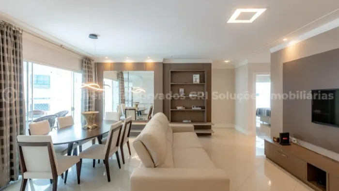 Apartamento com 3 suítes no Monte Bianco na Barra Sul em Balneário Camboriú