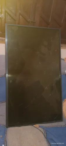 Televisão SMART TV tela quebrada, LG, 42 polegadas