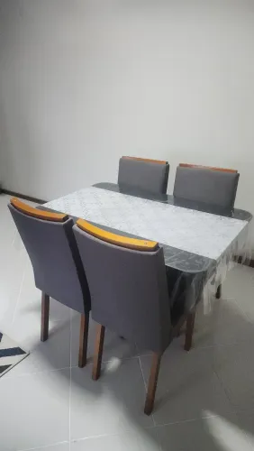 Mesa 4 Cadeiras