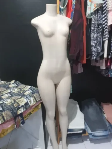 Vendo esses acessórios usados para lojas