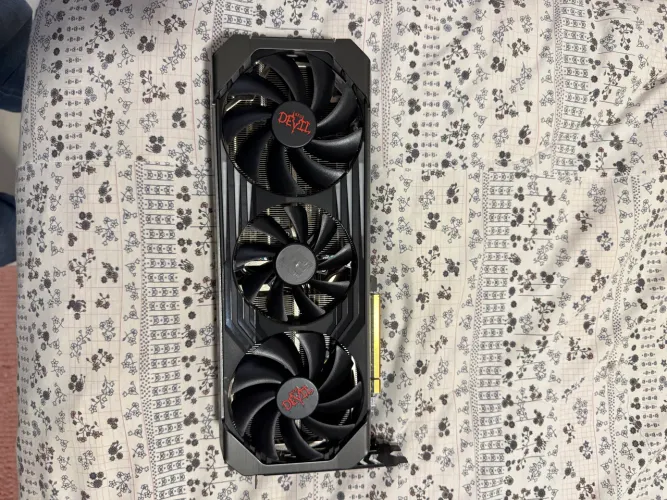 Placa de vídeo PowerColor Radeon RX 6700 XT Devil