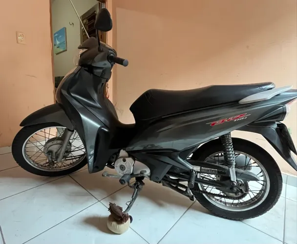 Honda Biz 2019 excelente estado 