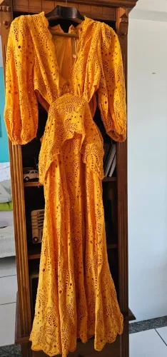 Vestido de renda Farm