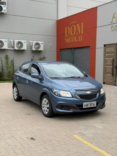 Chevrolet Onix Hatch LT 1.4 8V Flex Power Mec. 4P 2015