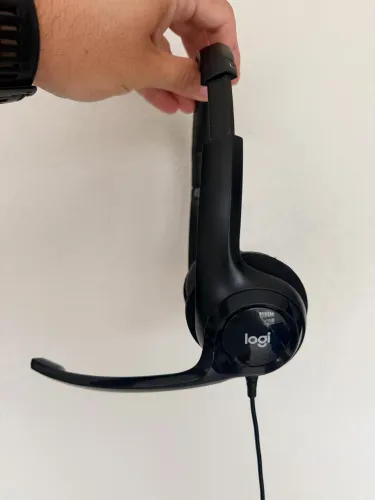 Fone com fio Logitech H390 - Estado de Novo