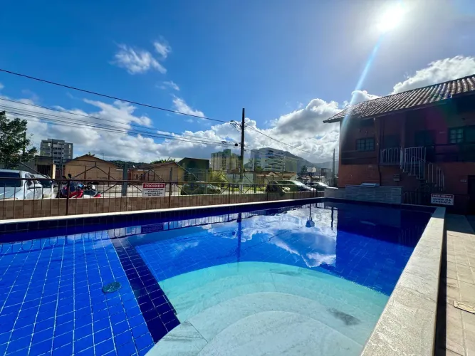 Apartamento mobiliado na Martim de Sá: Conforto e qualidade de vida pertinho da praia!