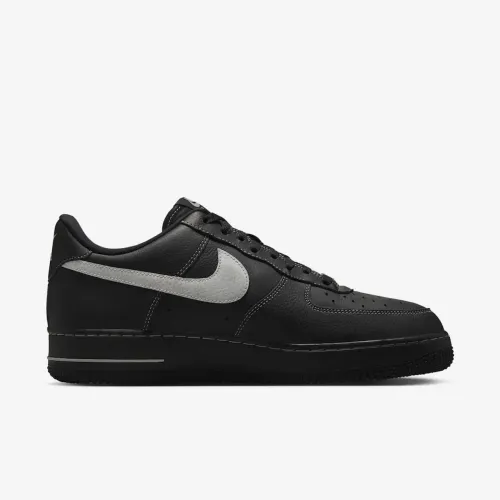 NIKE AIR FORCE