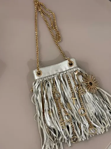 Bolsa Arezzo Tig Prata com Franjas