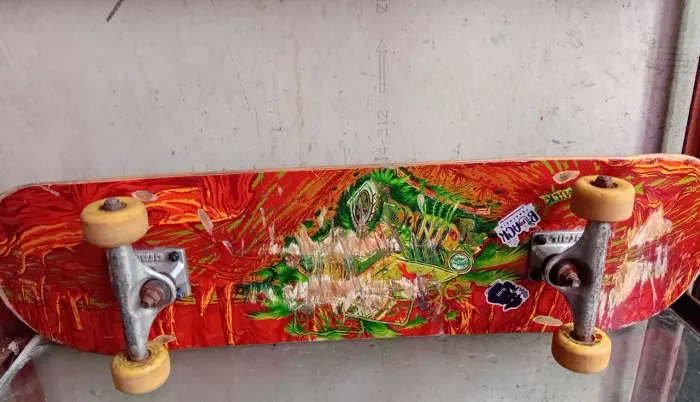 Skate maple, redbones, truck crail e rodas moska