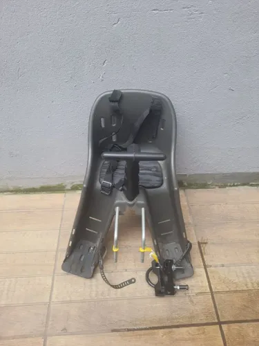 Cadeirinha de bicicleta infantil